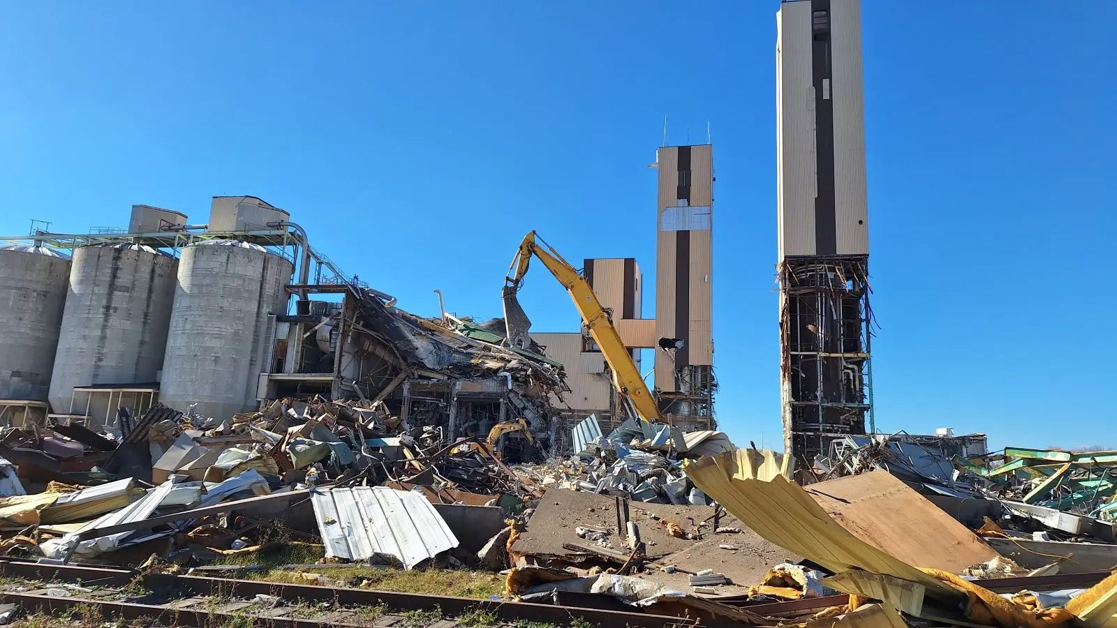 MRD Group is leveling the Wisconsin Rapids kraft mill site